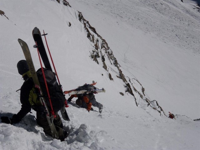 Výstup na Brochkogeljoch (3423 m), po ledovci směr Wildspitze (3768 m)