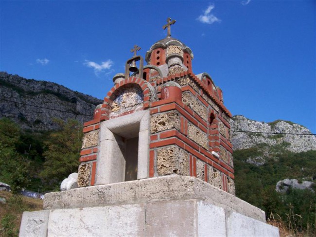 Ostrožský monastýr, Černá hora