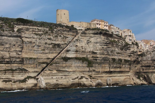 Bonifacio, Aragonovi schody, Korsika, Francie