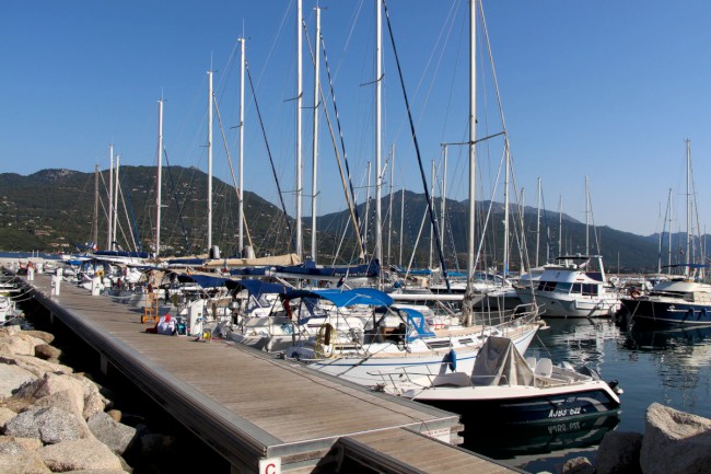 Propriano, město a přístav, Korsika, Francie