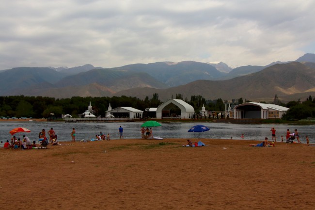 Jezero Issyk Kul, Kyrgyzstán
