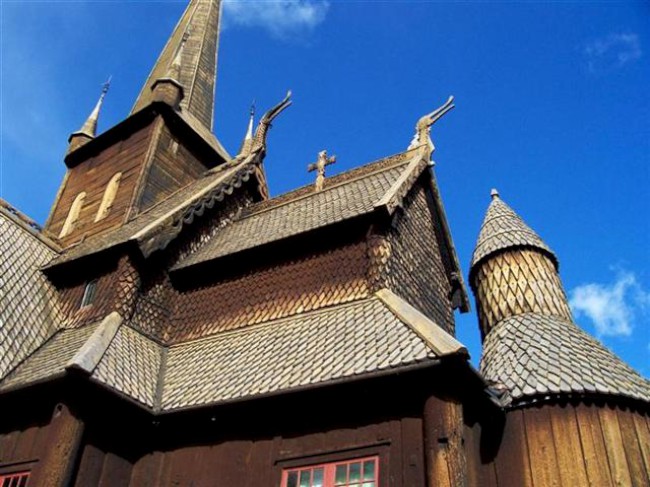 Lom, dřevěný kostel, Norsko