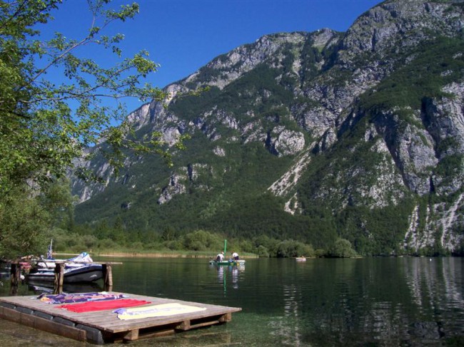 Julské alpy, Bohinjske jezero, kemp Zlatorog, Slovinsko