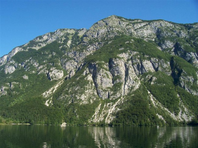 Julské alpy, Bohinjske jezero, kemp Zlatorog, Slovinsko