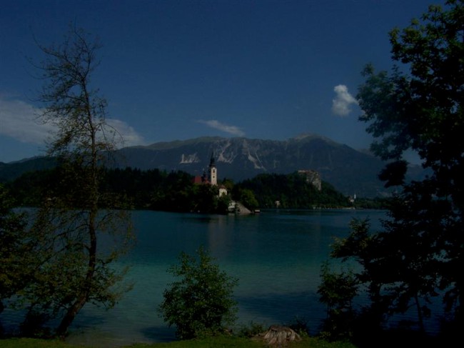 Město Bled, Bledské jezero, kostel na ostrově, Slovinsko
