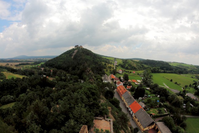 Žebrák, zřícenina gotického hradu, obec Točník