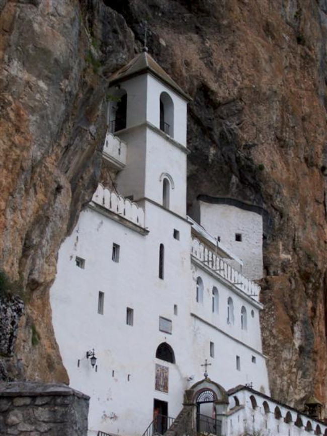 Ostrožský monastýr, Černá hora