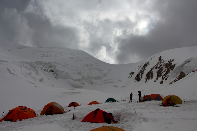 Aklimatizační výstup do druhého výškového tábora C2