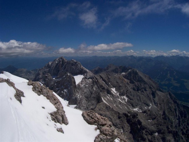 Vrchol Hoher Dachstein (2995 m), Výstup na vrchol Hoher Dachstein, Alpy, Rakousko